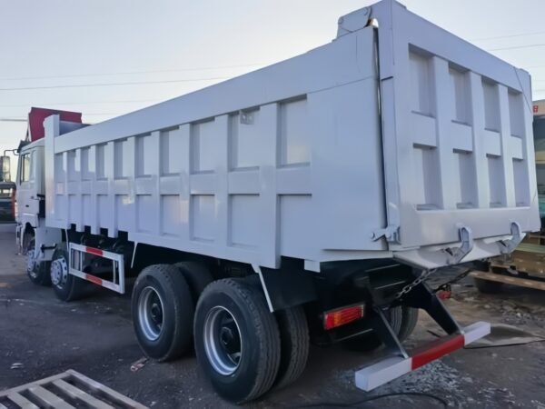 High Quality Shacman Refurbished Dump Truck – Image 4