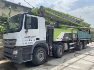 Zoomlion Four-axle 59M Mercedes-Benz National VI Pump Truck